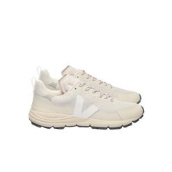 Sneakersy damskie Veja Dekkan. Białe obuwie sportowe damskie Veja, bez wzorów, z kauczuku, bez zapięcia. Za 519.00 zł.