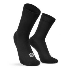 Zimowe skarpetki rowerowe Siroko S3 Black. Czarne skarpetki damskie SIROKO, bez wzorów, z materiału. Za 68.00 zł.