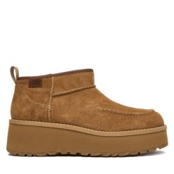 Śniegowce Ugg. Brązowe śniegowce damskie UGG, bez zapięcia. Za 809.99 zł.