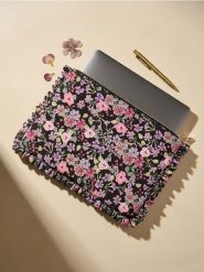 Torba na laptopa z falbanami z motywem kwiatowym - wielobarwny. Torby na laptopa damskie Sinsay, bez wzorów. Za 25.99 zł.