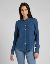 LEE REGULAR SHIRT DAMSKA KOSZULA JEANSOWA DŁUGI RĘKAW ARCTIC ICE L46AUGUW 112145212. Koszule damskie Lee, l, bez wzorów, z jeansu, bez kołnierzyka, bez ramiączek. Za 139.99 zł.