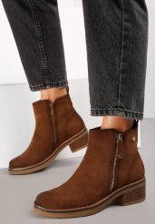 Brązowe Botki Perice. Brązowe botki damskie Renee, bez wzorów, bez obcasa, na płaskiej podeszwie, bez zapięcia. Za 149.99 zł.