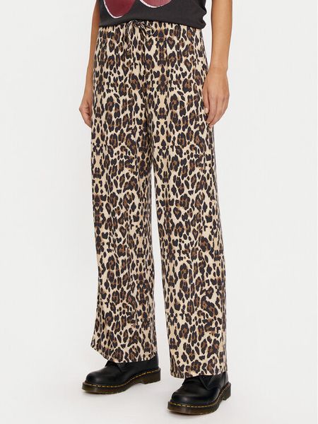 Gina Tricot Spodnie materiałowe 22759 Brązowy Regular Fit. Brązowe spodnie materiałowe damskie Gina Tricot, bez wzorów, z materiału. Za 89.99 zł.