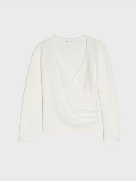 Sweter z kopertowym dekoltem z domieszką wełny - kremowy. Białe swetry nierozpinane damskie Sinsay, l, bez wzorów, z wełny, bez kołnierzyka, bez ramiączek. Za 59.99 zł.