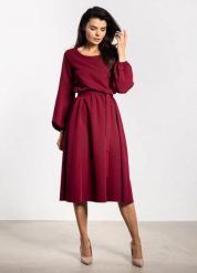 Elegancka sukienka rozkloszowana z długim rękawem bordowa. Czerwone sukienki damskie Infinite You, do pracy, l, bez wzorów, z materiału, biznesowe, bez kołnierzyka, bez ramiączek, midi, dopasowane. Za 309.00 zł.