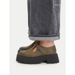 Półbuty G-Star. Brązowe półbuty damskie G-Star, bez wzorów, retro, bez obcasa, na płaskiej podeszwie, bez zapięcia. Za 349.99 zł.