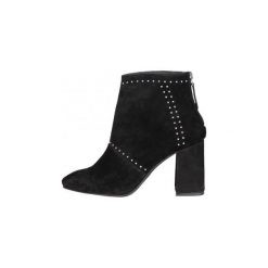 Pierre Cardin Buty wysokie za kostke 8089101. Kozaki damskie Pierre Cardin, bez wzorów, za kostkę, bez obcasa, bez zapięcia. Za 300.00 zł.