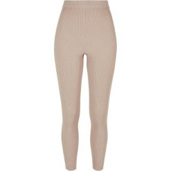 Legginsy Damskie Z Dzianiny Prążkowanej. Brązowe legginsy damskie Urban Classics, bez wzorów, z dzianiny. Za 154.99 zł.