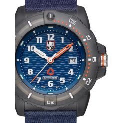 Zegarek męski Luminox XS.8903.ECO, Quartz, 46mm, 20ATM. Szare, analogowe zegarki męskie Luminox, bez wzorów, z materiału. Za 2,026.55 zł.