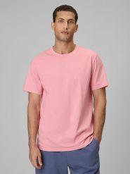 4F T-shirt regular gładki męski - różowy M. Czerwone t-shirty męskie 4F, m, bez wzorów, z materiału, bez kołnierzyka, bez ramiączek. Za 49.99 zł.