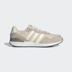 Buty Run 60s 4.0. Białe buty zimowe męskie Adidas, bez wzorów, ze skóry, bez obcasa, bez zapięcia. Za 259.00 zł.