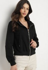 Czarna Bluza z Kapturem i Kieszeniami Zapinana na Suwak Uloselenia. Czarne bluzy damskie Born2be, l, bez wzorów, z jeansu, eleganckie, bez ramiączek, z kapturem. Za 59.99 zł.