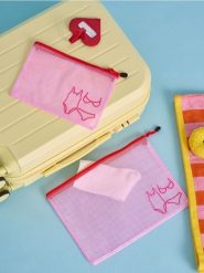 Organizery do walizki 2 pack - różowy. Czerwone walizki damskie Sinsay, bez wzorów. Za 15.99 zł.