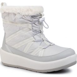 Śniegowce CLARKS - Step North Hi 261469254 Light Gray. Szare śniegowce damskie Clarks, z futra, bez zapięcia. Za 389.00 zł.
