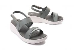 AZALEIA 18469 CRIS SOFT LIGHT SAND 91302 green, sandały damskie. Zielone sandały damskie Azaleia, bez wzorów, bez obcasa, bez zapięcia. Za 99.95 zł.
