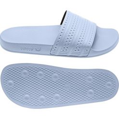 Białe Klapki adidas Originals Adilette W BA7539. Białe klapki damskie Adidas, bez wzorów, z gumy, sportowe, bez obcasa, bez zapięcia. W wyprzedaży za 249.00 zł.