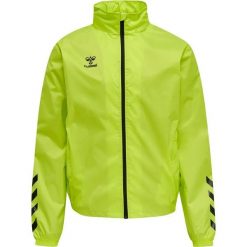 Kurtka ortalionowa piłkarska dla dorosłych Hummel Core XK Spray Jacket. Zielone kurtki męskie Hummel, m, bez wzorów, sportowe, bez kaptura. Za 218.30 zł.