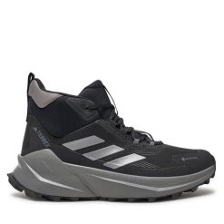 Trekkingi adidas. Czarne obuwie trekkingowe damskie Adidas, z gore-texu, bez zapięcia. Za 559.99 zł.