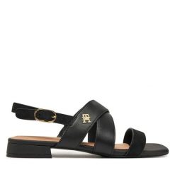 Sandały Tommy Hilfiger. Czarne sandały damskie Tommy Hilfiger, bez wzorów, bez obcasa, na płaskiej podeszwie, bez zapięcia. Za 279.99 zł.