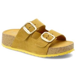 Klapki damskie Yokono, cholewka ze skóry naturalnej zamszowej dwa szerokie paski z regulacją na platformie, żółte, Lanka-003 Ser Mostaza. Żółte klapki damskie Yokono, bez wzorów, ze skóry, bez obcasa, na platformie, bez zapięcia. Za 249.00 zł.