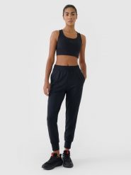 4F Spodnie treningowe szybkoschnące damskie - czarne S. Czarne spodnie dresowe damskie 4F, bez wzorów, z dzianiny, sportowe, na fitness i siłownię. Za 179.99 zł.