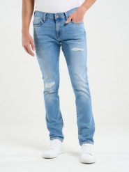 Jeansy męskie dopasowane z przetarciami jasnoniebieskie Terry Slim 239. Niebieskie jeansy męskie BIG STAR, z denimu, eleganckie. W wyprzedaży za 249.99 zł.