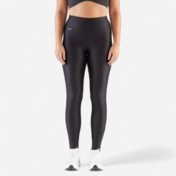 Legginsy do biegania damskie Kiprun Run 100. Czarne legginsy damskie KALENJI, bez wzorów, z elastanu. Za 59.99 zł.