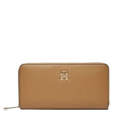 Portfel Tommy Hilfiger. Brązowe portfele damskie Tommy Hilfiger. Za 209.99 zł.