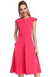 Elegancka sukienka trapezowa z kontrafałdą wizytowa różowa. Czerwone sukienki damskie Sukienki.shop, na komunię, l, bez wzorów, z elastanu, eleganckie, bez kołnierzyka, bez ramiączek, mini, dopasowane. Za 139.00 zł.