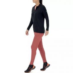 Bluza sportowa damska Uyn Woman Run Fit OW Hooded Full Zip. Czarne bluzy damskie UYN, l, bez wzorów, z poliamidu, sportowe, bez ramiączek, bez kaptura. Za 343.49 zł.