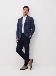 Marynarka slim fit w kratę - granatowy. Niebieskie marynarki męskie Reserved, l, bez wzorów, z tkaniny, bez kołnierzyka, bez ramiączek. Za 329.99 zł.