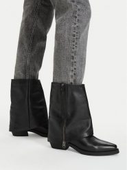 G-Star Raw Botki EO-YAGMUR-25FW30 Czarny. Czarne botki damskie G-Star, bez wzorów, ze skóry, retro, bez obcasa, na słupku, bez zapięcia. Za 499.99 zł.