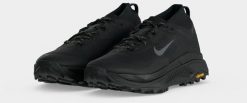 Nike Buty ACG Zegama Trail GORE-TEX (IO7932-002). Buty sportowe męskie Nike, bez wzorów, z gore-texu, bez zapięcia, wspinaczkowe, gore-tex. Za 619.15 zł.