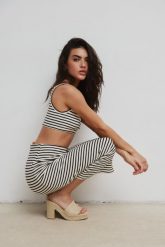 Spódnica midi z dzianiny prążkowanej w paski BLACK & BEIGE - ASSIS -M/L. Brązowe spódnice damskie Marsala, na lato, l, bez wzorów, z bawełny, midi. W wyprzedaży za 114.95 zł.