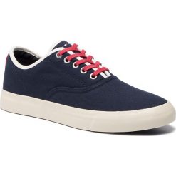 Tenisówki TOMMY HILFIGER - Core Retro Oxford Sneaker FM0FM02216 Midnight 403. Niebieskie trampki męskie Tommy Hilfiger, bez wzorów, z gumy, klasyczne, bez zapięcia. W wyprzedaży za 209.00 zł.