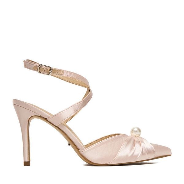 Szpilki DeeZee. Czerwone szpilki damskie DeeZee, bez wzorów, bez obcasa, na szpilce, bez zapięcia. Za 149.99 zł.