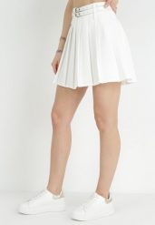 Biała Bawełniana Spódnica z Dwoma Paskami z Klamerkami Koriana. Białe spódnice damskie Born2be, m, bez wzorów, z bawełny, mini, rozkloszowane. Za 119.99 zł.