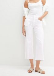 Jeansy 7/8, wide fit. Niebieskie jeansy damskie bonprix, bez wzorów, z jeansu. Za 97.99 zł.