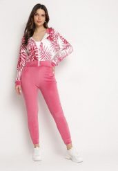 Różowy Komplet Dresowy z Weluru Bluza z Kapturem z Ozdobnym Wzorem i Spodnie Grouvia. Czerwone bluzy damskie Born2be, m, bez wzorów, z dresówki, bez ramiączek, z kapturem. Za 69.99 zł.