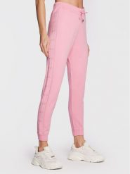 Liu Jo Sport Spodnie dzianinowe TF2106 MA63M Różowy Regular Fit. Czerwone spodnie materiałowe damskie Liu Jo Sport, bez wzorów, z dzianiny, sportowe. Za 589.99 zł.