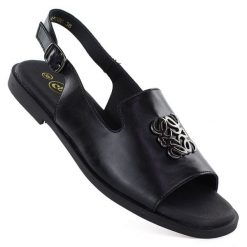 Skórzane sandały damskie płaskie czarne Potocki JE19453. Czarne sandały damskie POTOCKI, bez wzorów, ze skóry, bez obcasa, na płaskiej podeszwie, bez zapięcia. Za 199.99 zł.