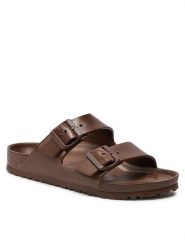 Birkenstock Klapki Arizona 1027402 Brązowy. Brązowe klapki damskie Birkenstock, bez wzorów, z tworzywa sztucznego, bez obcasa, bez zapięcia. Za 249.00 zł.