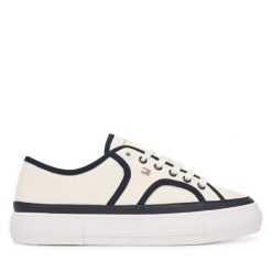 Tenisówki Tommy Hilfiger. Białe trampki i tenisówki damskie Tommy Hilfiger, bez wzorów, bez zapięcia. Za 409.99 zł.