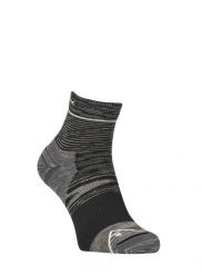 Skarpety merino męskie Ortovox Alpine Quarter Socks. Czarne skarpety męskie ORTOVOX, bez wzorów, z materiału. Za 108.89 zł.