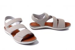 GEOX D S.VEGA D35R6A 000EK C5004 sand, sandały damskie. Brązowe sandały damskie Geox, bez wzorów, bez obcasa, bez zapięcia. Za 265.93 zł.