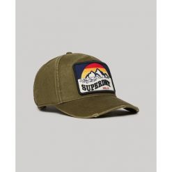 Damska czapka typu trucker Superdry. Zielone czapki damskie Superdry, bez wzorów, vintage. W wyprzedaży za 144.35 zł.