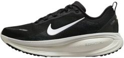 Nike Buty Nike AIR ZOOM VOMERO 18 (HM6803 007) 43. Buty sportowe męskie Nike, bez wzorów, bez zapięcia. Za 660.45 zł.