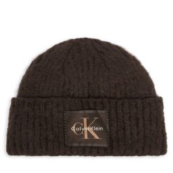 Czapka Calvin Klein. Brązowe czapki damskie Calvin Klein, na zimę, bez wzorów. Za 209.99 zł.