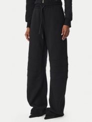 Just Cavalli Spodnie dresowe 81PAAE22 CF102 Czarny Regular Fit. Czarne spodnie dresowe damskie Just Cavalli, bez wzorów, z bawełny. Za 1,112.99 zł.