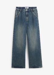 Dżinsy wide leg z wysokim stanem o niskiej elastyczności. Niebieskie jeansy damskie bonprix, bez wzorów, z bawełny, z podwyższonym stanem. Za 149.99 zł.